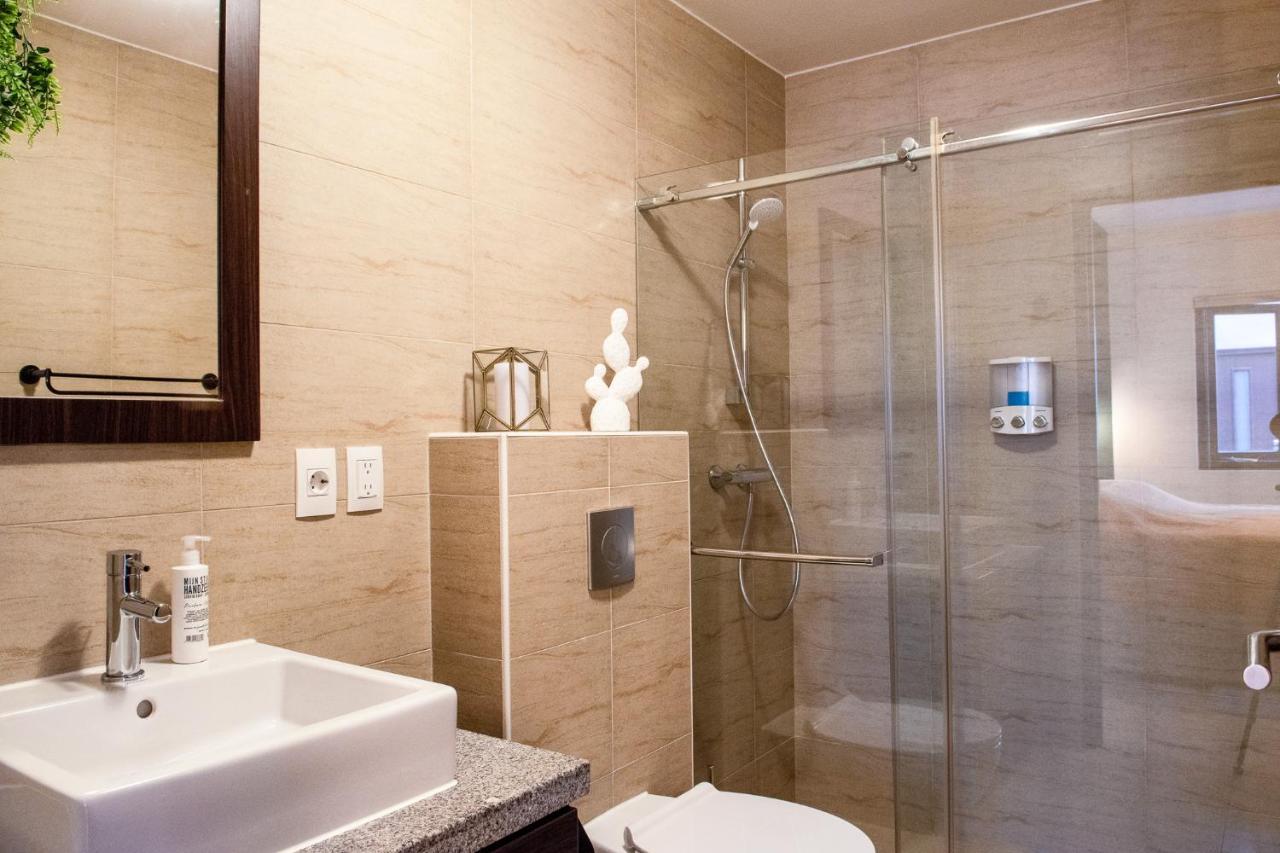 Blue Bay Resort Luxury Apartment Green View Dorp Dorp Sint Michiel Exterior foto